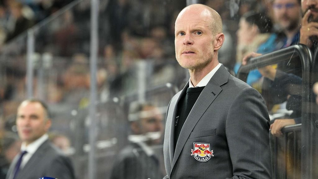 Toni Söderholm, 47, on TPS:n uusi päävalmentaja.