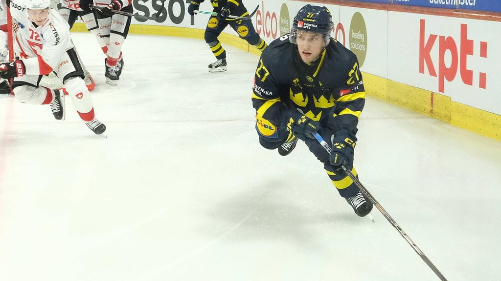 William Eklund, 22, joutuu jättämään MM-kisat väliin.