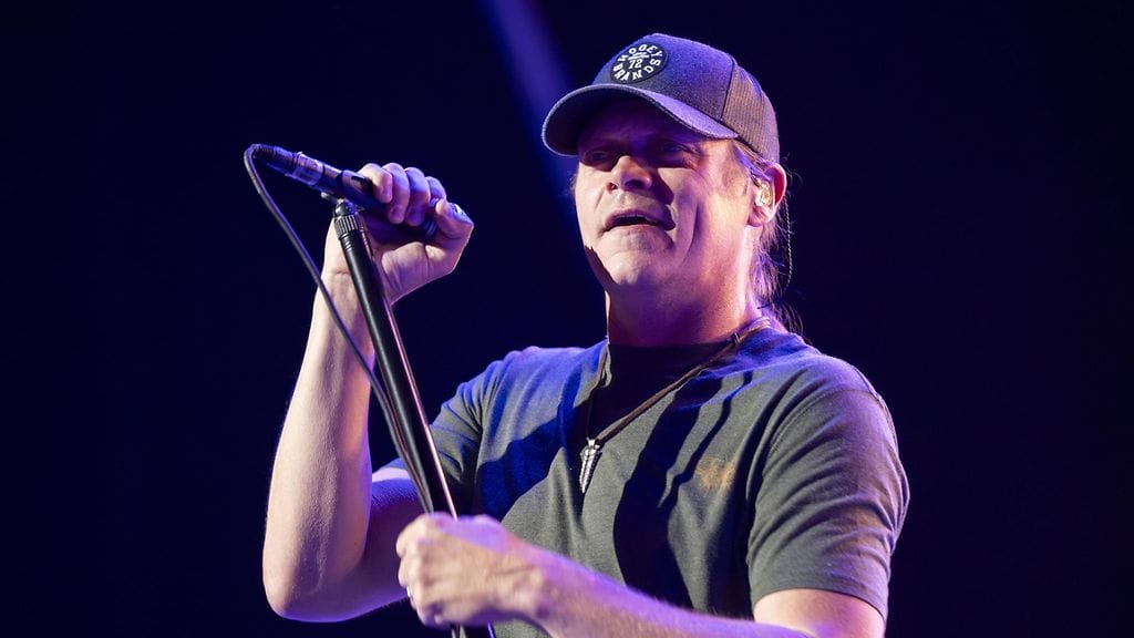 3 Doors Downin keulakuvalla Brad Arnoldilla on todettu munuaissyöpä.