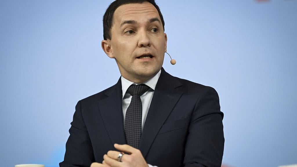 Elinkeinoministeri Wille Rydman (ps.) on valmis Natura-poikkeamaan Sakatin kaivoshankkeessa.