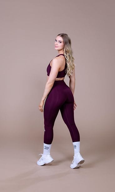 Aino.jpg