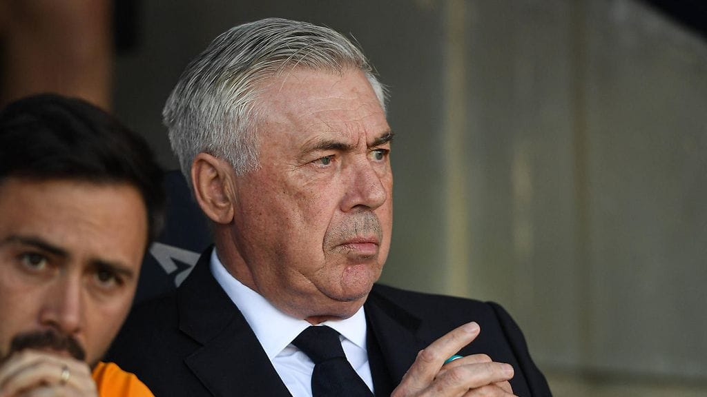 Carlo Ancelotti valmentaa Brasiliaa ensi vuoden MM-kisoissa.