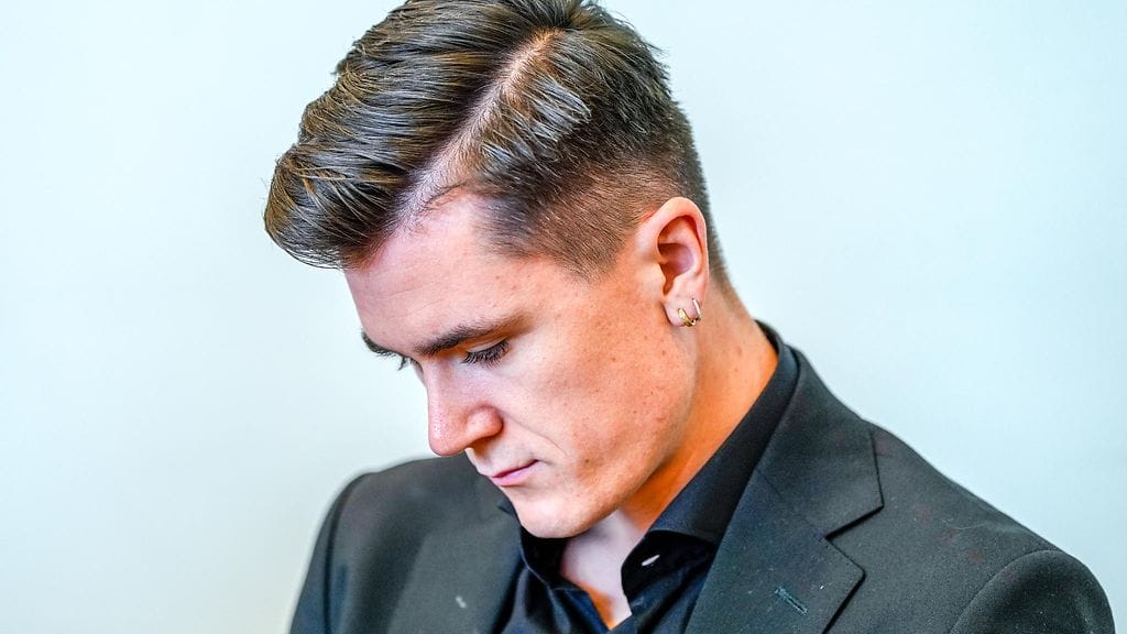 Jakob Ingebrigtsen nousi maaliskuussa todistajanaitioon.