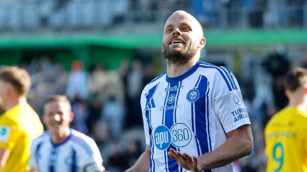 Teemu Pukki ei tuulettanut maaliaan kasvattajaseuraansa KTP:tä vastaan.