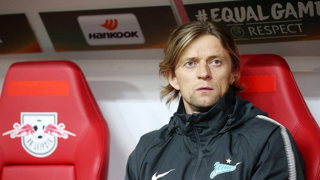 Anatoli Timoshtshuk toimii Pietarin Zenitin apuvalmentajana.