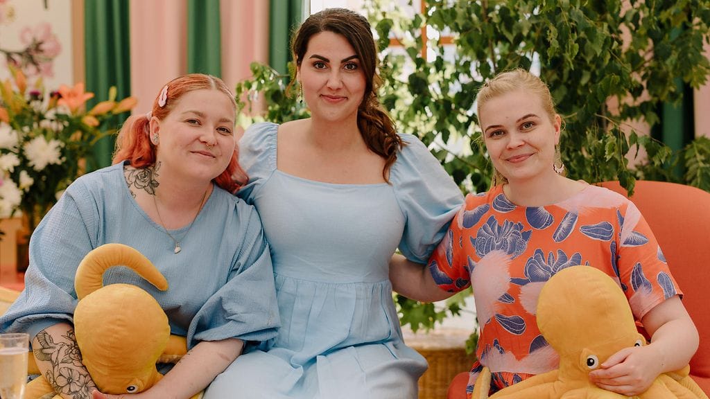 Koko Suomi leipoo -sarjan Johanna, Sarah ja Ilona.