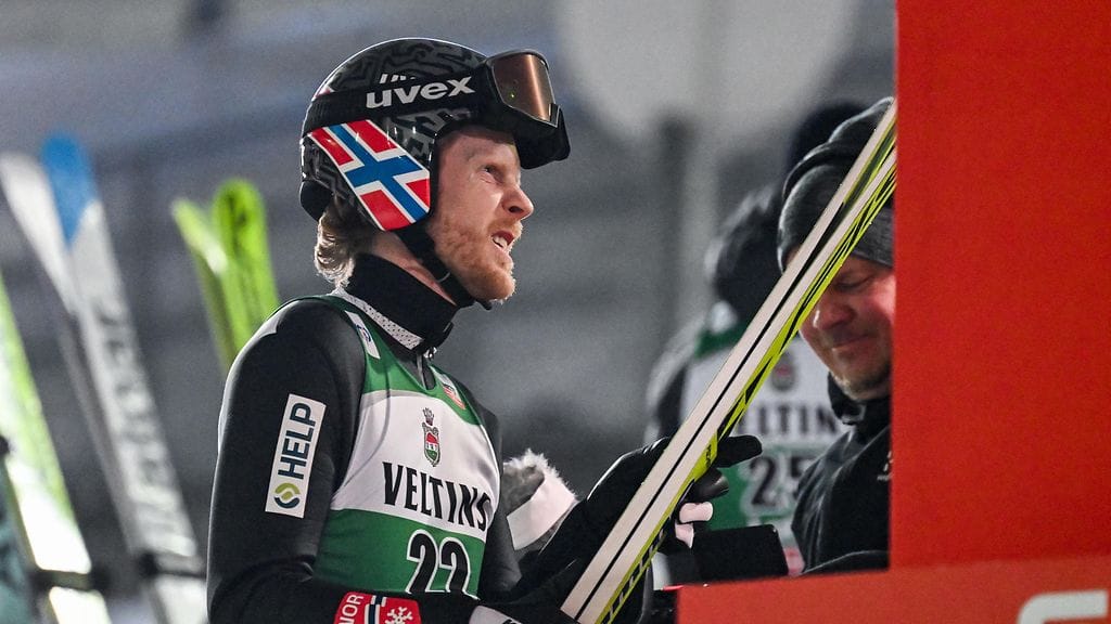 Robert Johanssonin ura on paketissa.