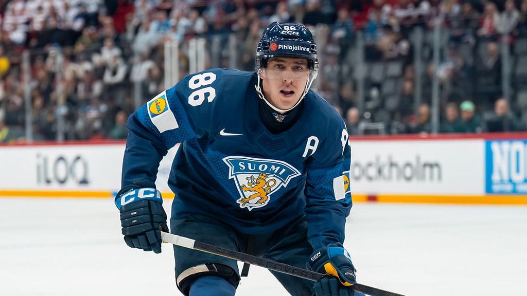 Teuvo Teräväinen ei pelaa tiistaina.