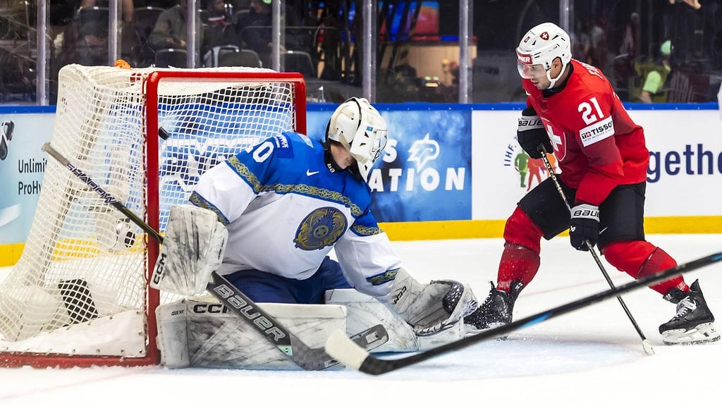 Sveitsi selvitti Kazakstanin maalein 4-1 lohkovaiheen viimeisessä ottelussaan.