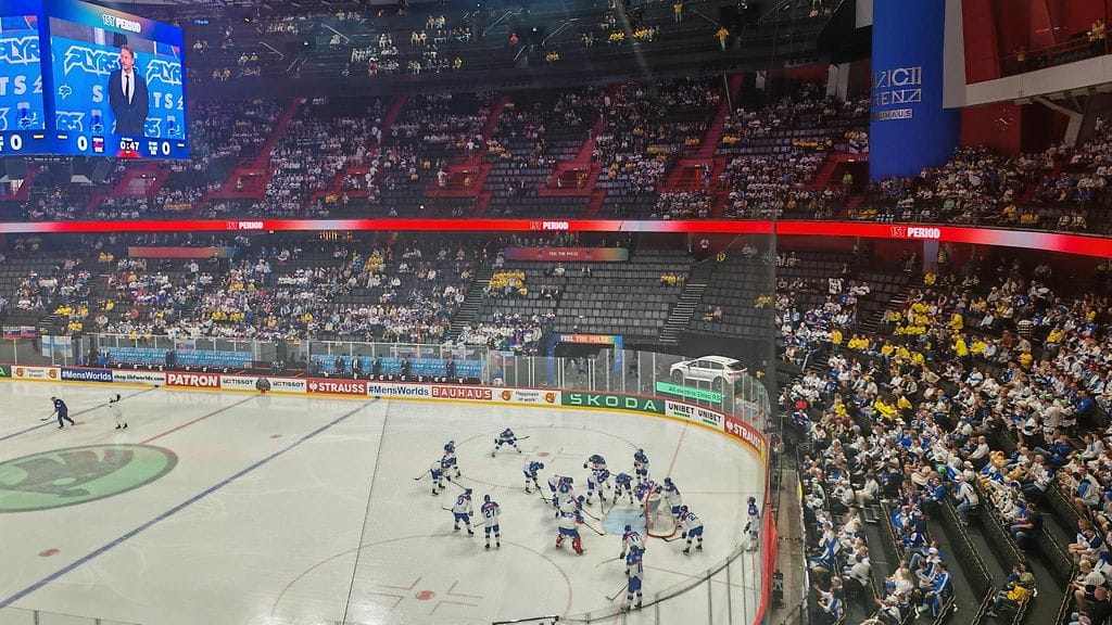 Leijonien tiistain MM-ottelu ei vetänyt Globenia täyteen.