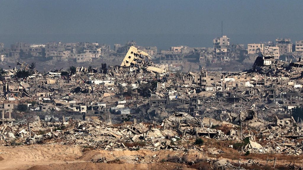 LK 20.5.2025 Tuhoutuneita rakennuksia Gazan kaistalla 20. toukokuuta 2025.