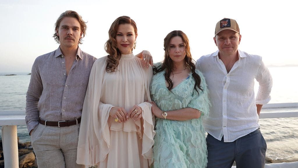 Rakkautta ja virtahepoja elokuva