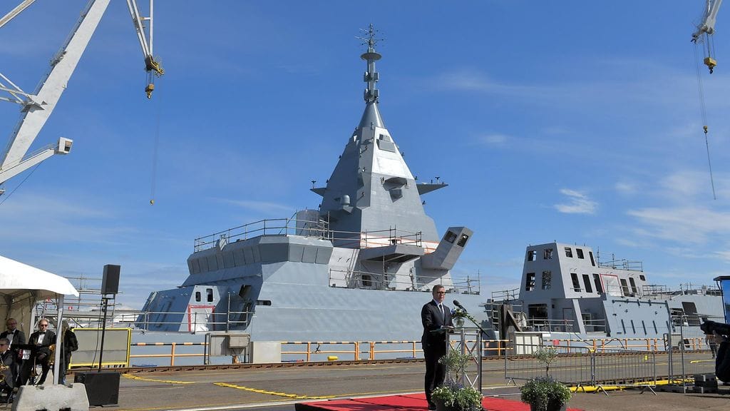 Merivoimien Laivue 2020 -hankkeen ensimmäinen monitoimikorvetti laskettiin vesille Rauma Marine Constructions Oy RMC telakalla Raumalla keskiviikkona. Pääministeri Petteri Orpo piti juhlayleisölle puheen.