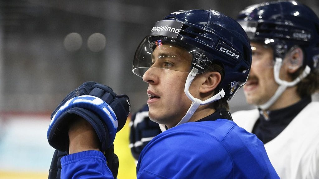Teuvo Teräväinen Leijonien harjoituksissa keskiviikkona.