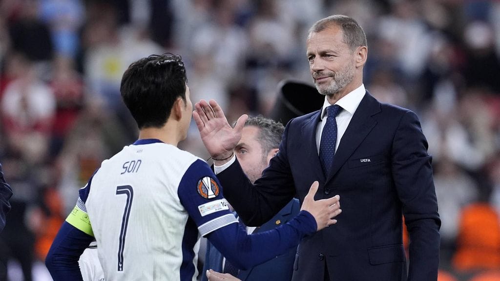 Uefan puheenjohtajalla Aleksander Ceferinillä ei riittänyt mitaleita kaikille Tottenham-pelaajille. Ilman jäi muun muassa kapteeni Son Heung-Min.