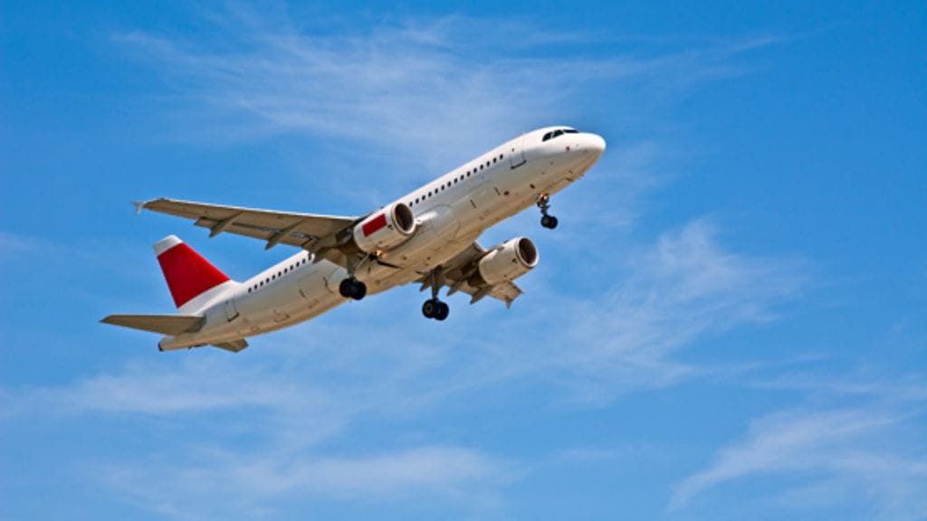 Lentämiseen liittyy terveysriskejä.