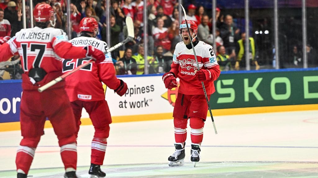 Tanska eteni sensaatiomaisesti MM-kisojen välieriin lyömällä ennakkosuosikki Kanadan.