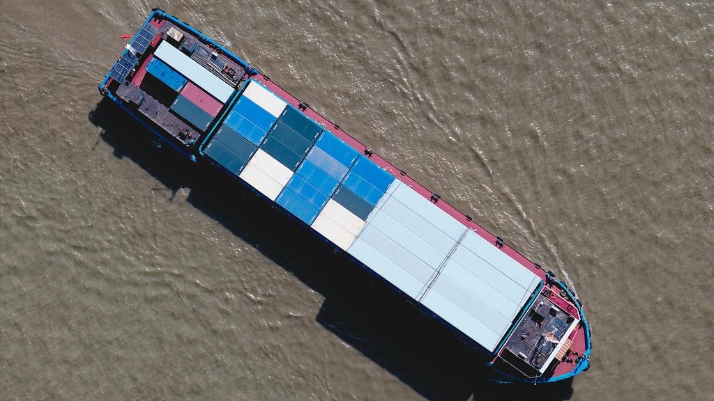 Kuvituskuva. Konttialus upposi Etelä-Intiassa sunnuntaina.