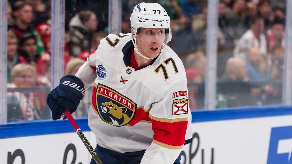 Niko Mikkola on ollut Florida Panthersille jatkuvasti tärkeämmässä roolissa NHL:n pudotuspeleissä.