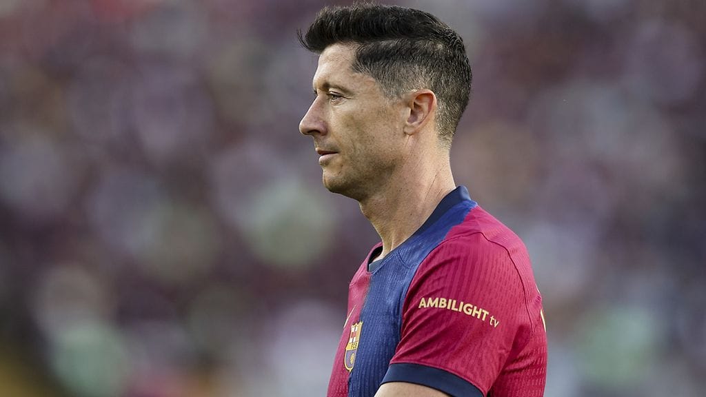 Robert Lewandowski ei pelaa Suomea vastaan kesäkuun kymmenentenä.