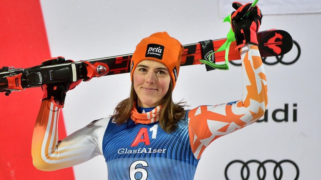 Petra Vlhova ei ole varma, pystyykö hän jatkamaan huippumenestyksekästä uraansa.