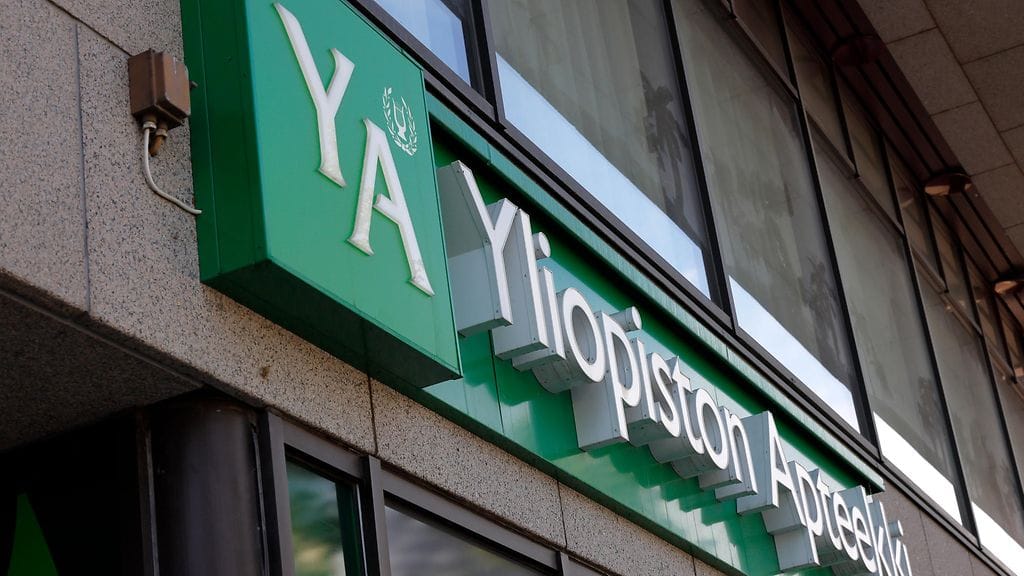 Syynä ovat tietosuojapuutteet seurantapalveluissa verkkoapteekissa.