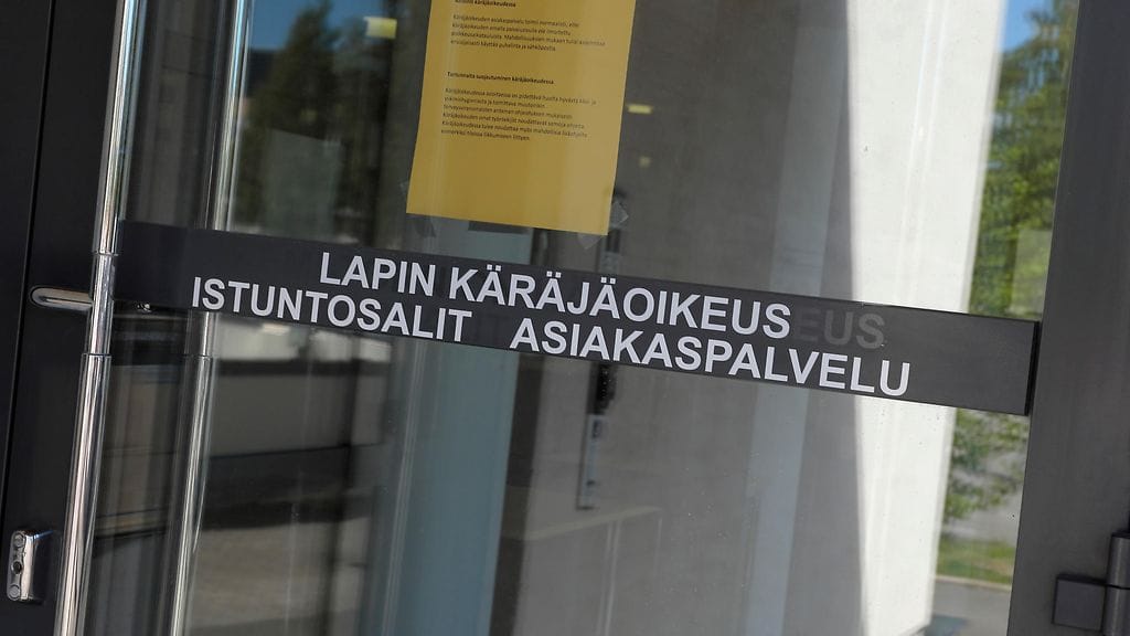 Lapin käräjäoikeus tuomitsi 26-vuotiaan naisen neljän kuukauden ehdolliseen vankeuteen.