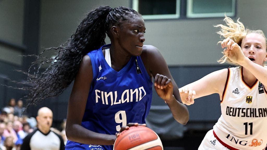 Awak Kuier jatkaa uraansa turkkilaisen Galatasarayn riveissä.