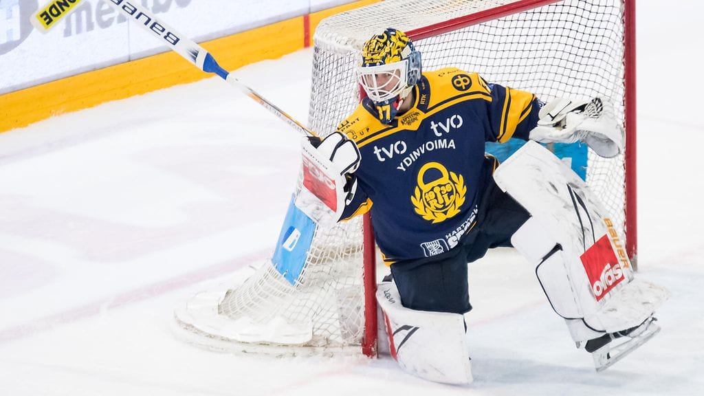 Joni Ortio päätti viime kauden Rauman Lukon maalilla.