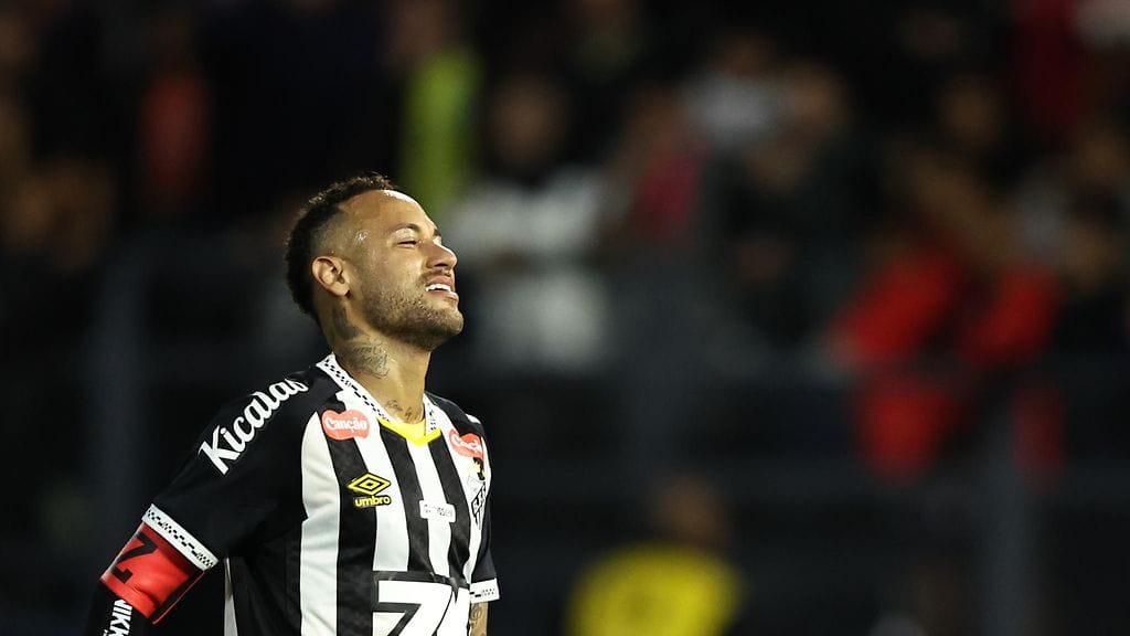 Neymar joutui sivuun Santosin toiminnasta koronavirustartunnan vuoksi.