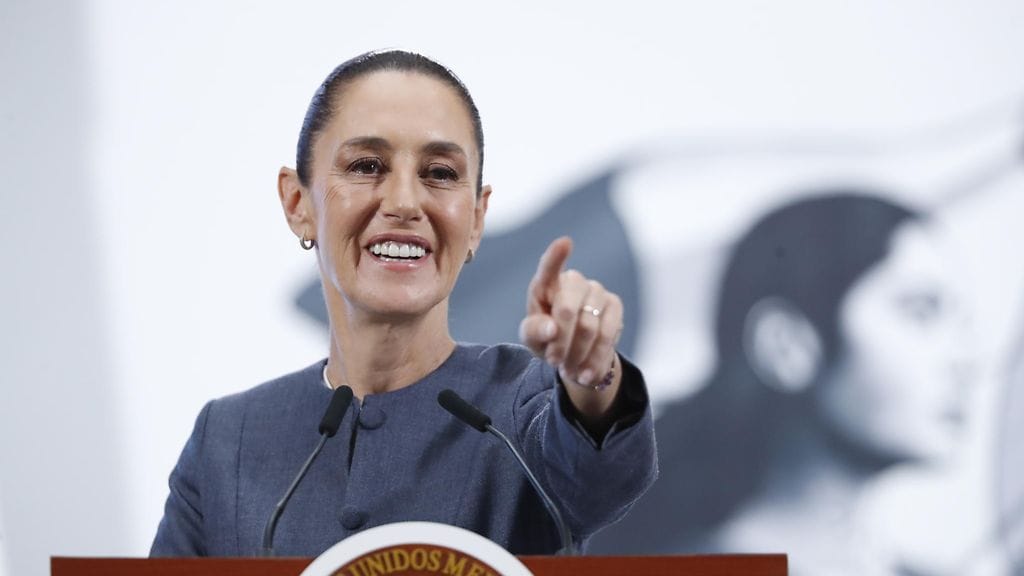 Meksikon presidentti Claudia Sheinbaumin mukaan Los Angelesin siirtolaisratsioissa on otettu kiinni 35 meksikolaista.