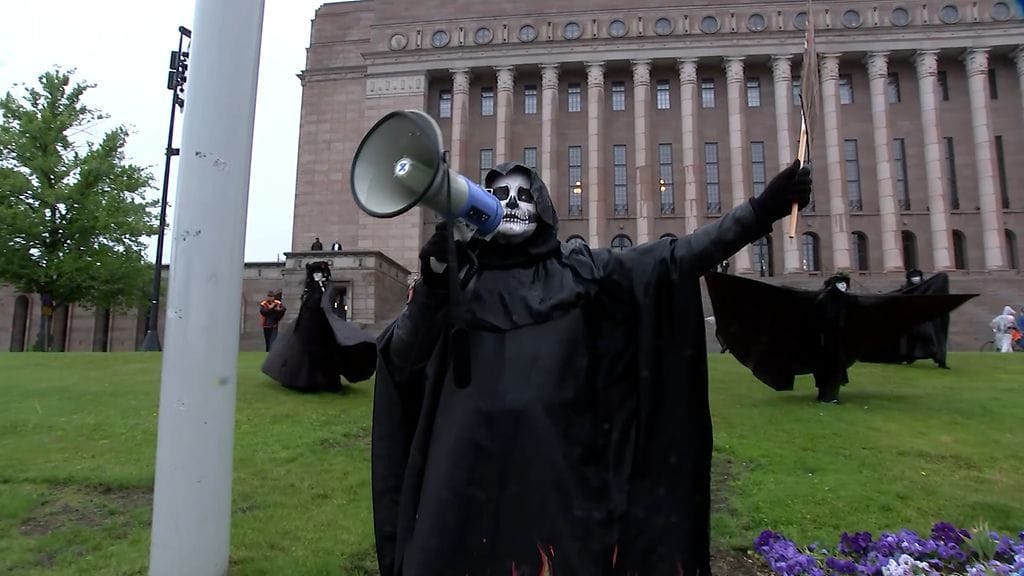 MTV Elokapinan mielenosoituksessa on tarjolla muun muassa taideperformansseja (kuvassa).
