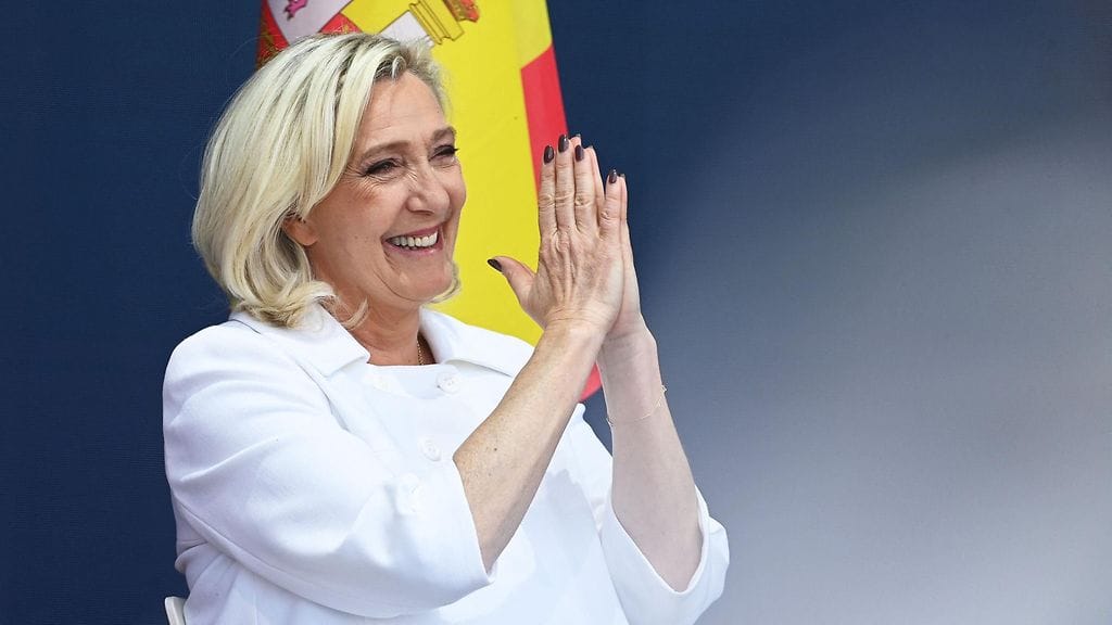 Kuvassa Ranskan laitaoikeistolaisen Kansallisen liittouman johtoon kuuluva Marine Le Pen.