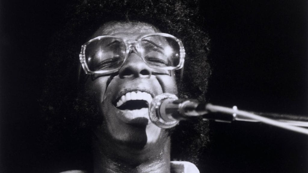 Funk-musiikin pioneeri Sly Stone on kuollut.