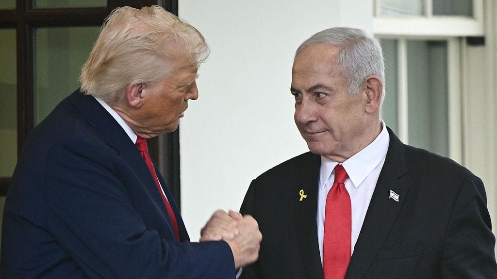 Yhdysvaltojen presidentti Donald Trump ja Israelin pääministeri Benjamin Netanjahu Valkoisessa talossa 7. huhtikuuta.