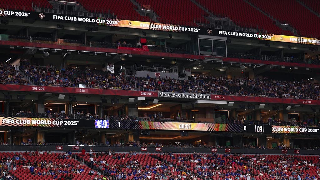 Chelsea pelasi seurajoukkueiden MM-kisojen avauspelinsä lähes 50 000 tyhjän paikan edessä.