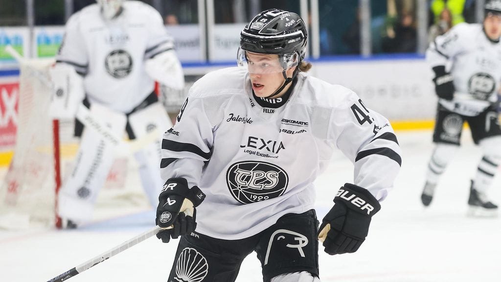 Lukas Wernblom jatkaa Turussa.
