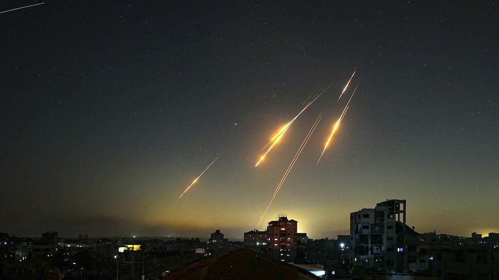 Iran ja Israel ovat tehneet toistuvia suuria ilmaiskuja viime perjantaista lähtien.