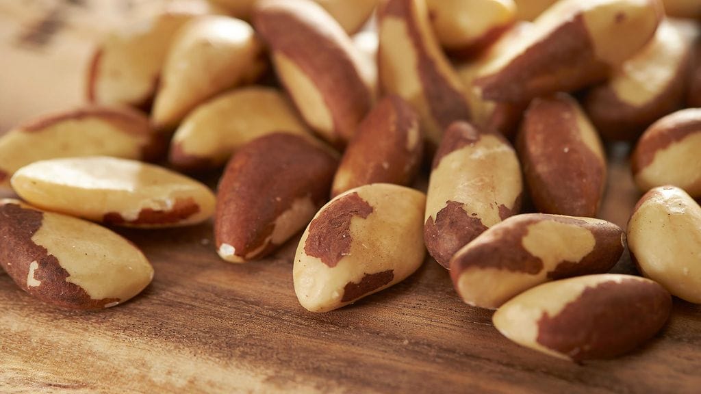 Parapähkinöiden sisältämä seleeni voi liikaa käytettynä aiheuttaa myrkytyksen.