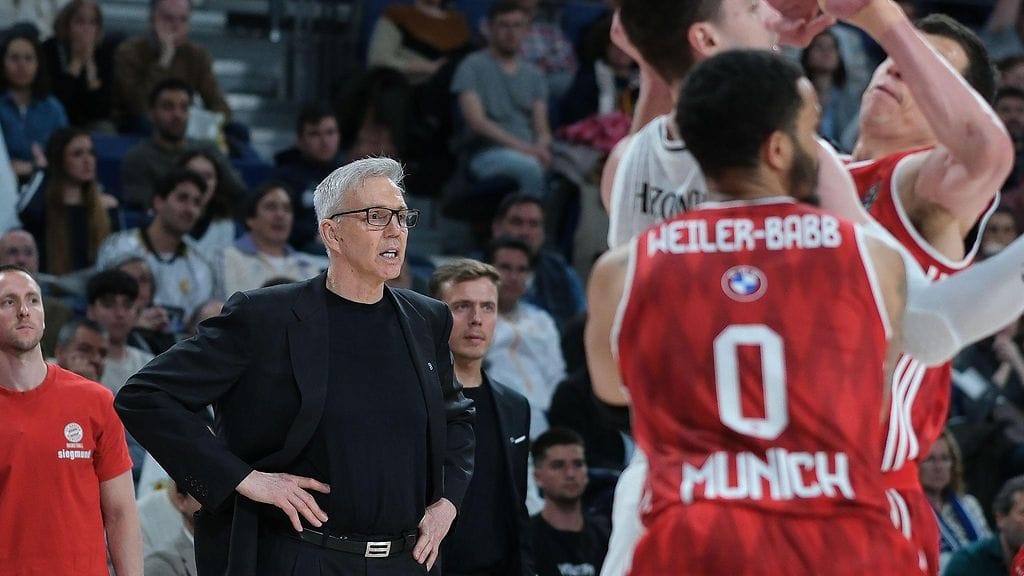 Gordon Herbertin valmentama Bayern München on pakkovoiton edessä.