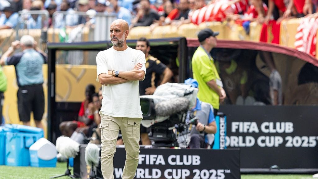 Pep Guardiola avasi Cityn viime kautta.