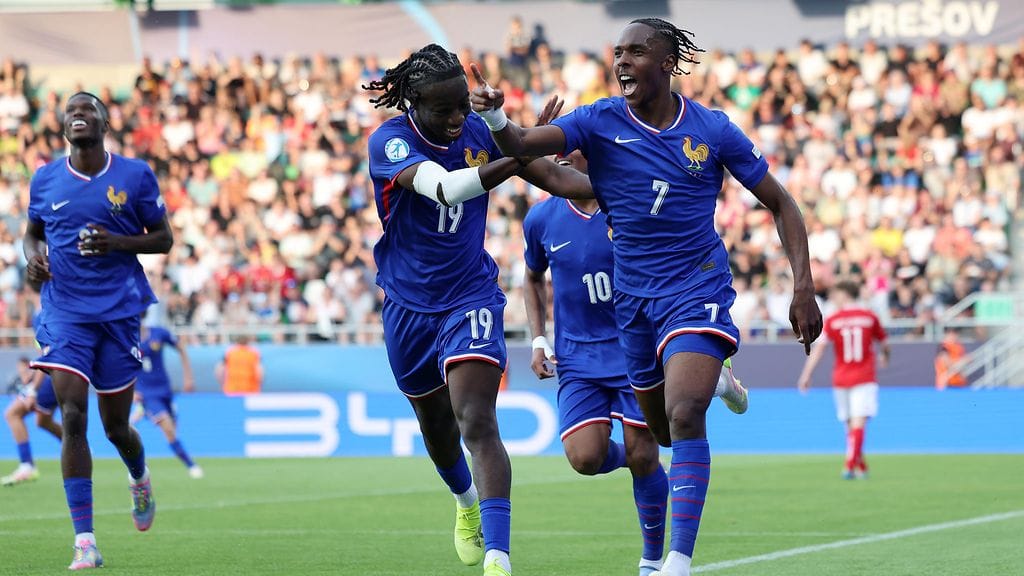 Mathys Tel viimeisteli Ranskan 3–2-voittomaalin Tanskaa vastaan.
