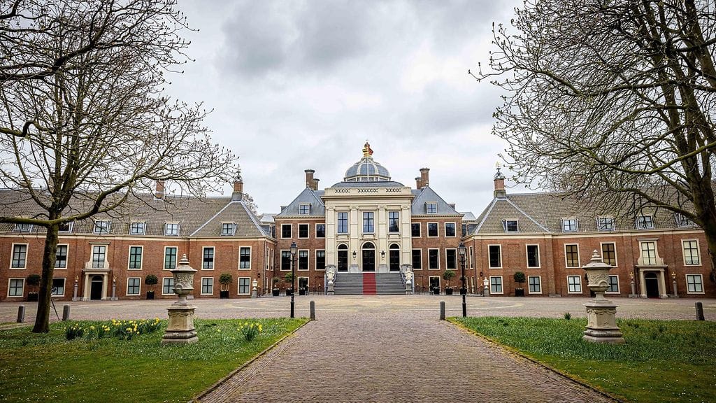 AOP Palace Huis ten Bosch ulkoa 24.6.2025