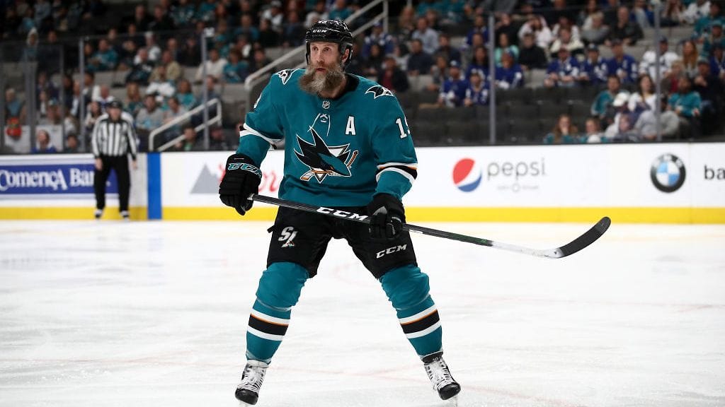 Joe Thornton pelasi urallaan yli 1700 NHL-ottelua.