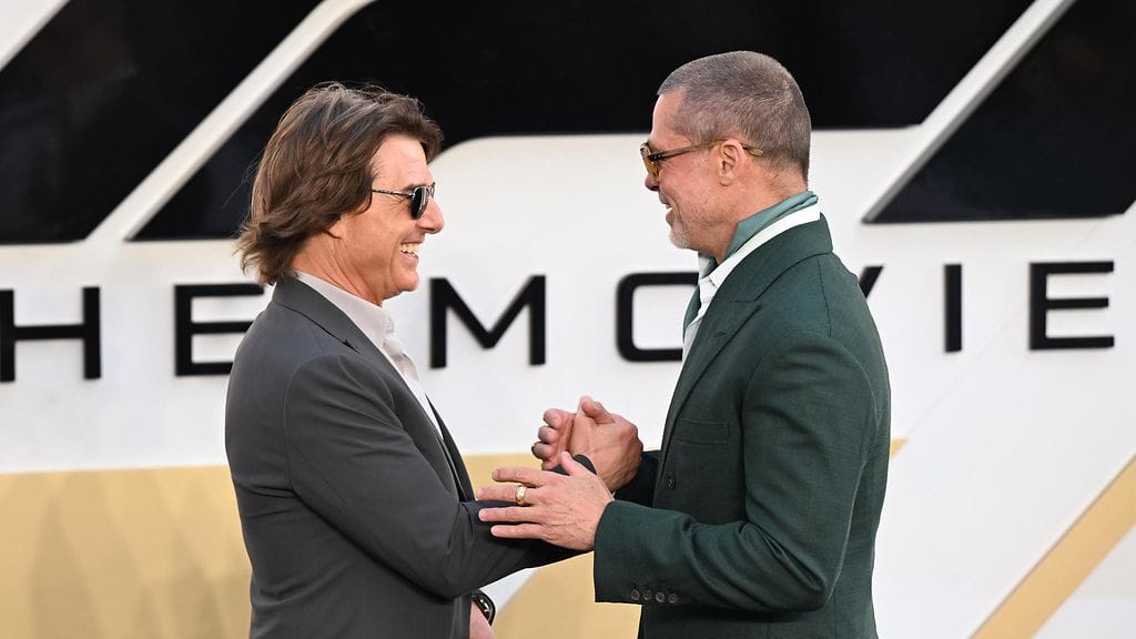 Tom Cruise ja Brad Pitt nähtiin ensi kertaa yhdessä kameroiden edessä yli 20 vuoteen F1-elokuvan punaisella matolla.