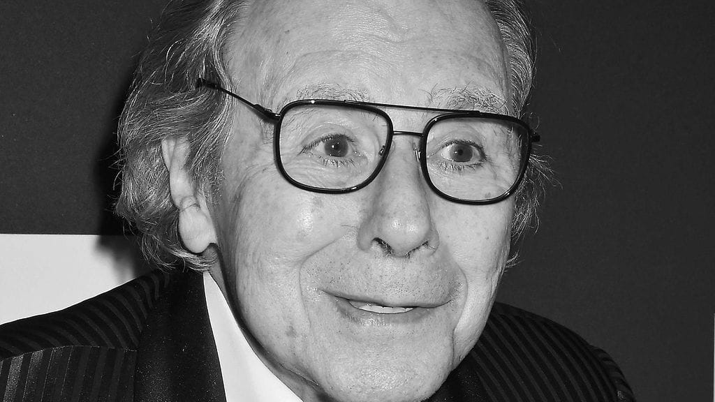 Vuonna 2018 Schifrinille myönnettiin Oscar-kunniapalkinto elämäntyöstään elokuvamusiikin parissa.