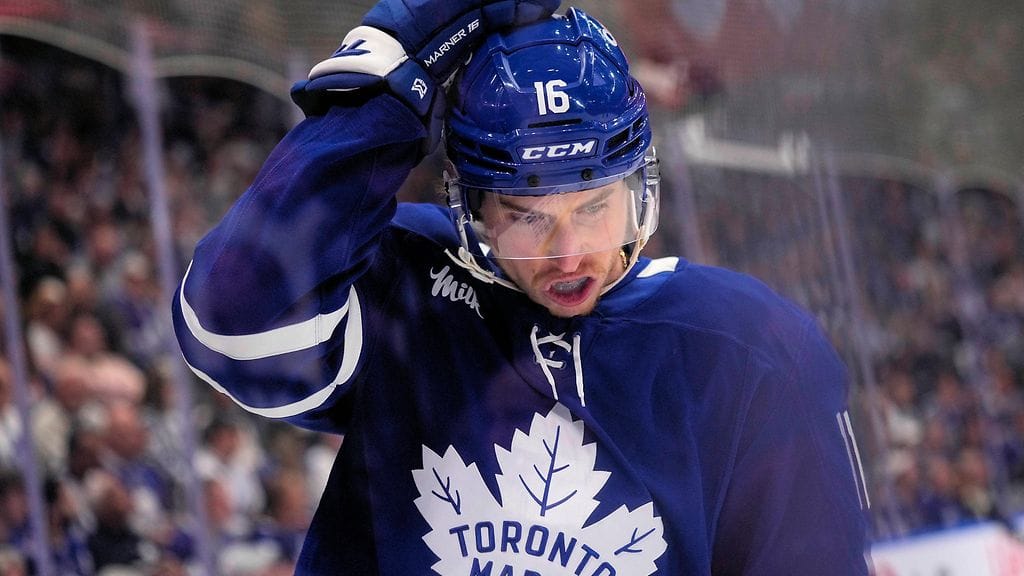 Mitch Marner (kuvassa) on vaihtamassa maisemaa NHL:ssä.