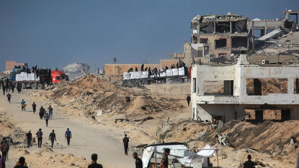 Kuvituskuva. Avustusautoja Gazan kaistan pohjoisosassa.