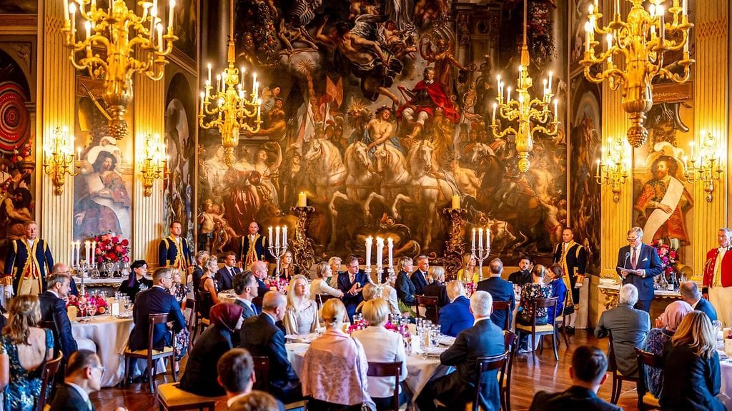 Trump sai kuninkaallista kohtelua Huis Ten Boschin palatsissa Haagissa.