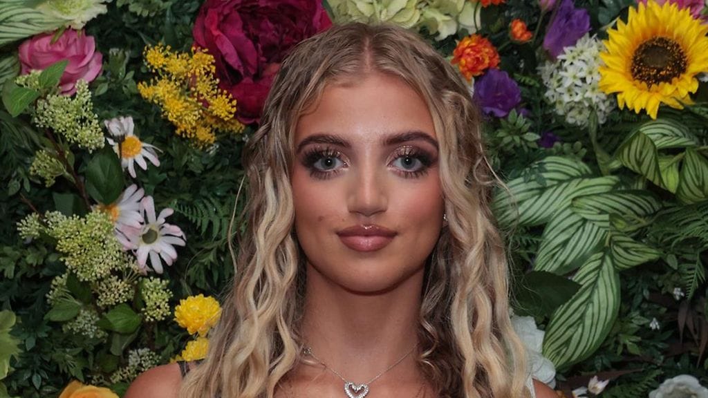 Ex-parin Peter Andren ja Katie Pricen tytär täytti 18 vuotta.